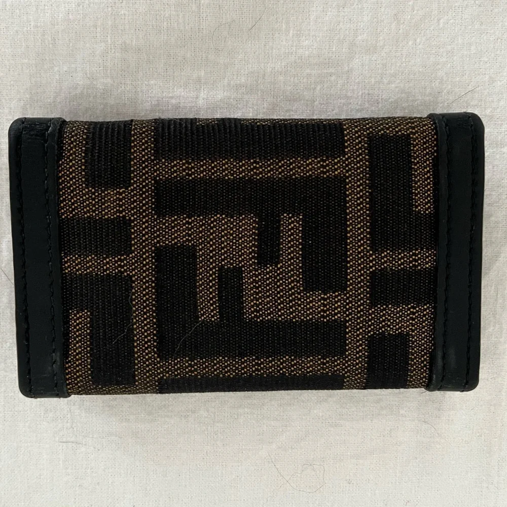 FENDI Zucca Canvas 4-Hook Key Holder Tobacco & Black COA Card Authentic Vintage